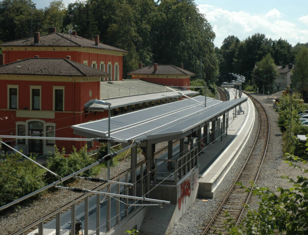 Bahnsteigkonstruktion-für-Eisenbahnen-1